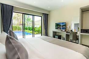 Rainforest Hotel by NSUN