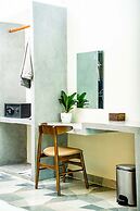 Rainforest Hotel by NSUN