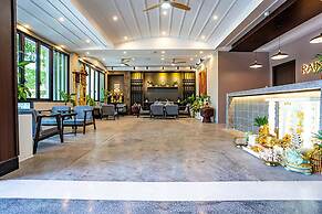 Rainforest Hotel by NSUN