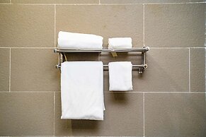 Rainforest Hotel by NSUN