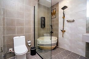 Rainforest Hotel by NSUN