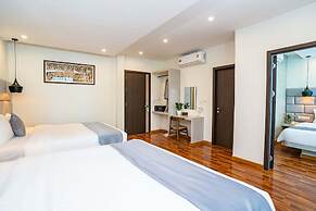 Rainforest Hotel by NSUN