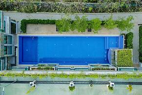 Rainforest Hotel by NSUN