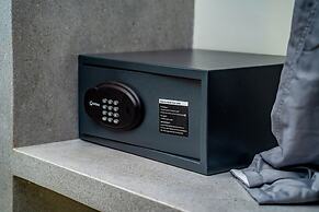 Rainforest Hotel by NSUN