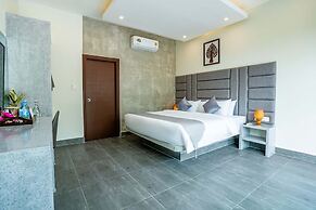 Rainforest Hotel by NSUN