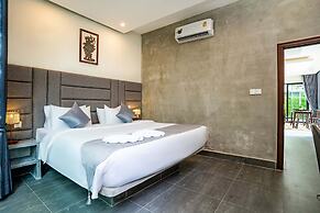 Rainforest Hotel by NSUN