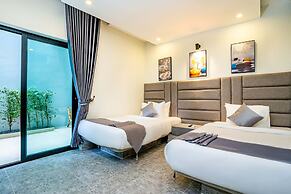 Rainforest Hotel by NSUN