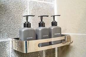 Rainforest Hotel by NSUN