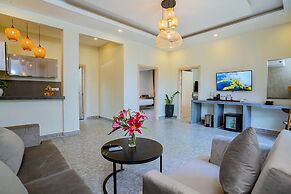 Rainforest Hotel by NSUN