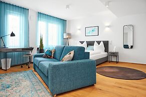 SERVENTO Boardinghouse