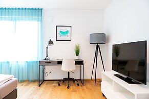 SERVENTO Boardinghouse