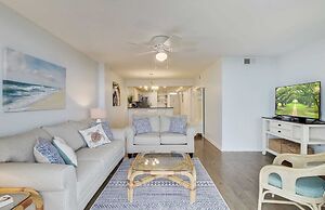 322 D Shipwatch by Avantstay Community Pool Access & Close to Beach!