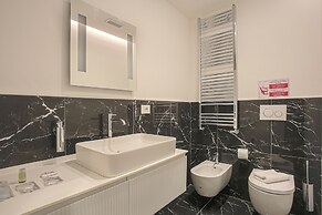 Milan Luxury Suite-hosted by Sweetstay