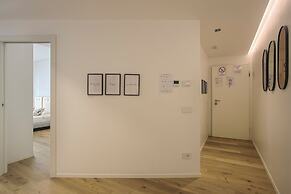 Milan Luxury Suite-hosted by Sweetstay