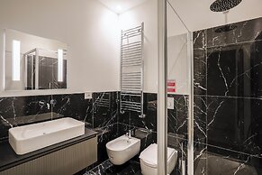 Milan Luxury Suite-hosted by Sweetstay