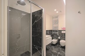 Milan Luxury Suite-hosted by Sweetstay