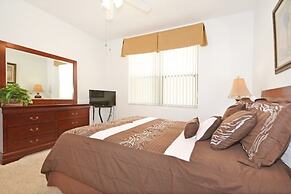 Pine Forest Chateau 5 Bedroom Home by RedAwning