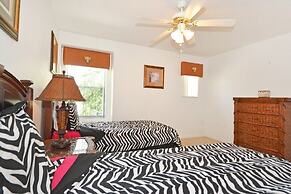 Pine Forest Chateau 5 Bedroom Home by RedAwning