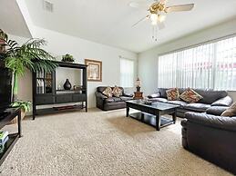 Pine Forest Chateau 5 Bedroom Home by RedAwning