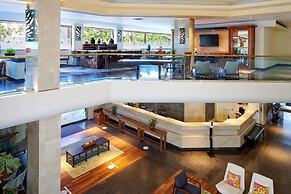 Radiant Luana Waikiki Condo by RedAwning