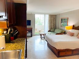 Radiant Luana Waikiki Condo by RedAwning