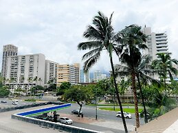 Radiant Luana Waikiki Condo by RedAwning