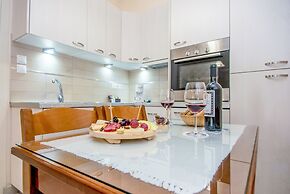 Rouchotas Apartments