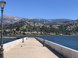 Rouchotas Apartments