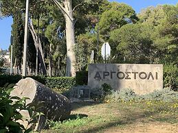 Rouchotas Apartments