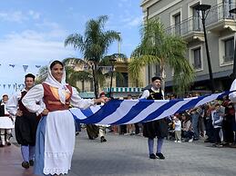 Rouchotas Apartments