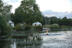 Suffolk Retreats for up to 24 Guests With hot tub