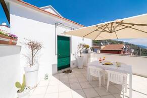 Domus Smeraldo Terrace and sea View Amalfi Coast