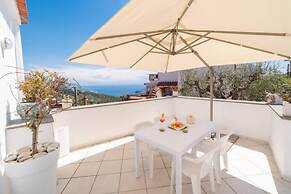 Domus Smeraldo Terrace and sea View Amalfi Coast