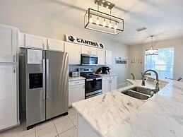 Callaghan Cantina 5 Bedroom Home by RedAwning
