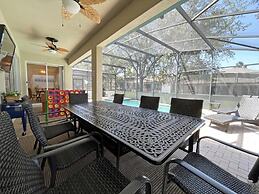 Callaghan Cantina 5 Bedroom Home by RedAwning