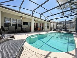 Callaghan Cantina 5 Bedroom Home by RedAwning