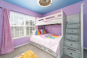 Callaghan Cantina 5 Bedroom Home by RedAwning