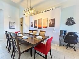 Callaghan Cantina 5 Bedroom Home by RedAwning