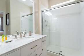 Callaghan Cantina 5 Bedroom Home by RedAwning