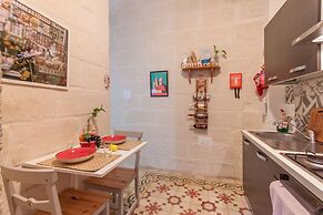 Senglea, Typical Seaview Townhouse