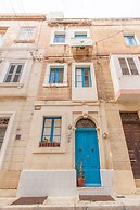 Senglea, Typical Seaview Townhouse