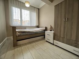 Sleek Flat Close to Osmanbey Metro Station