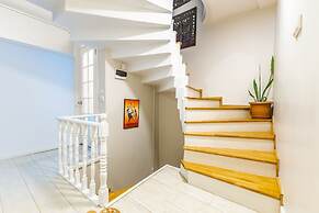 Sleek Flat Close to Osmanbey Metro Station