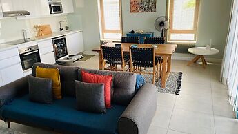 Beautiful Luxury 2-bed Apartment in Pereybere
