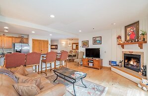 Bear Creek Lodge by Alpine Lodging Telluride