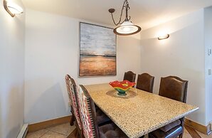 Bear Creek Lodge by Alpine Lodging Telluride