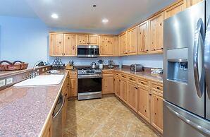 Bear Creek Lodge by Alpine Lodging Telluride