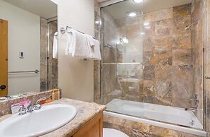 Bear Creek Lodge by Alpine Lodging Telluride