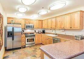 Bear Creek Lodge by Alpine Lodging Telluride