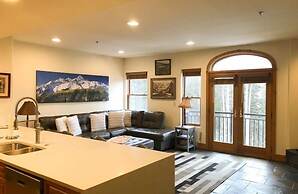 Bear Creek Lodge by Alpine Lodging Telluride